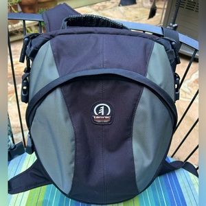 COPY - Tamrac Sling Camera Bag
